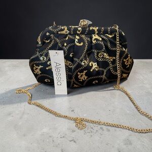 Free giveaway for Saturdays show